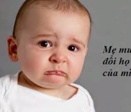 Thay đổi họ cho con từ họ của cha sang họ của mẹ có được không?